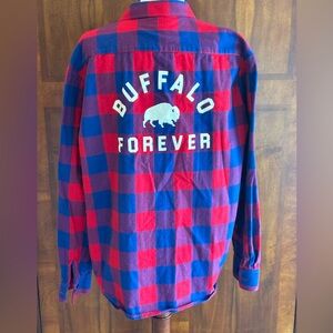 LETS GO BUFFALO!! COZY WOMENS FLANNEL BUTTON DOWN.  SIZE XL